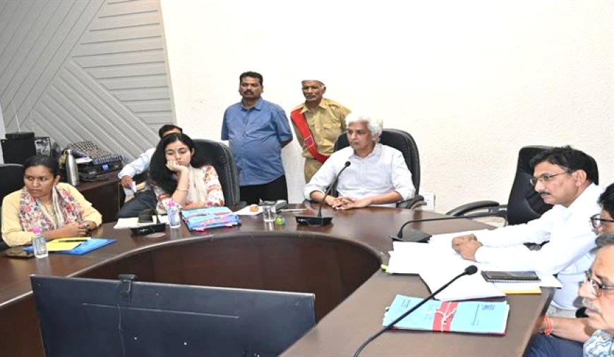 जबलपुर कलेक्टर की ललकार, फीस वापिस करो वरना कुर्की