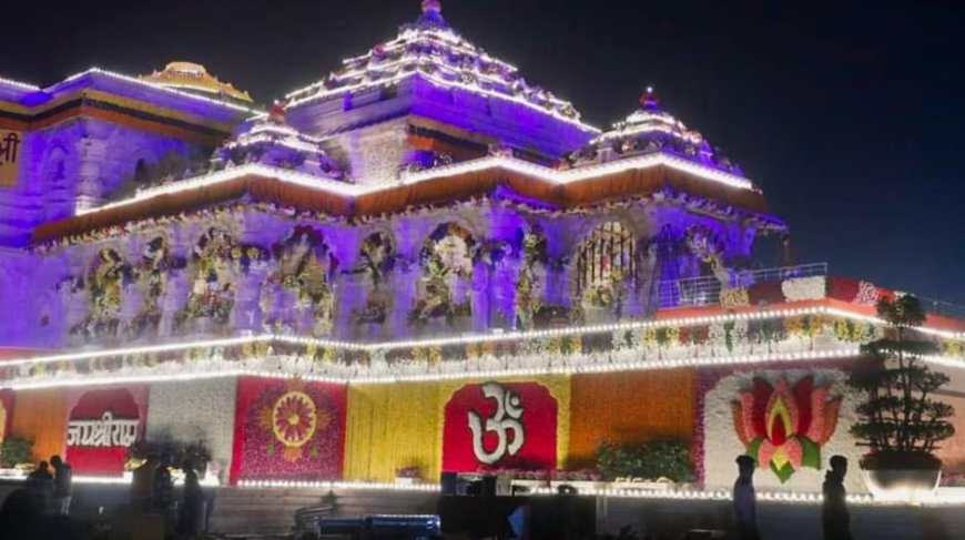धार्मिक स्थलों में भी बढ़ रही सैलानियों की संख्या