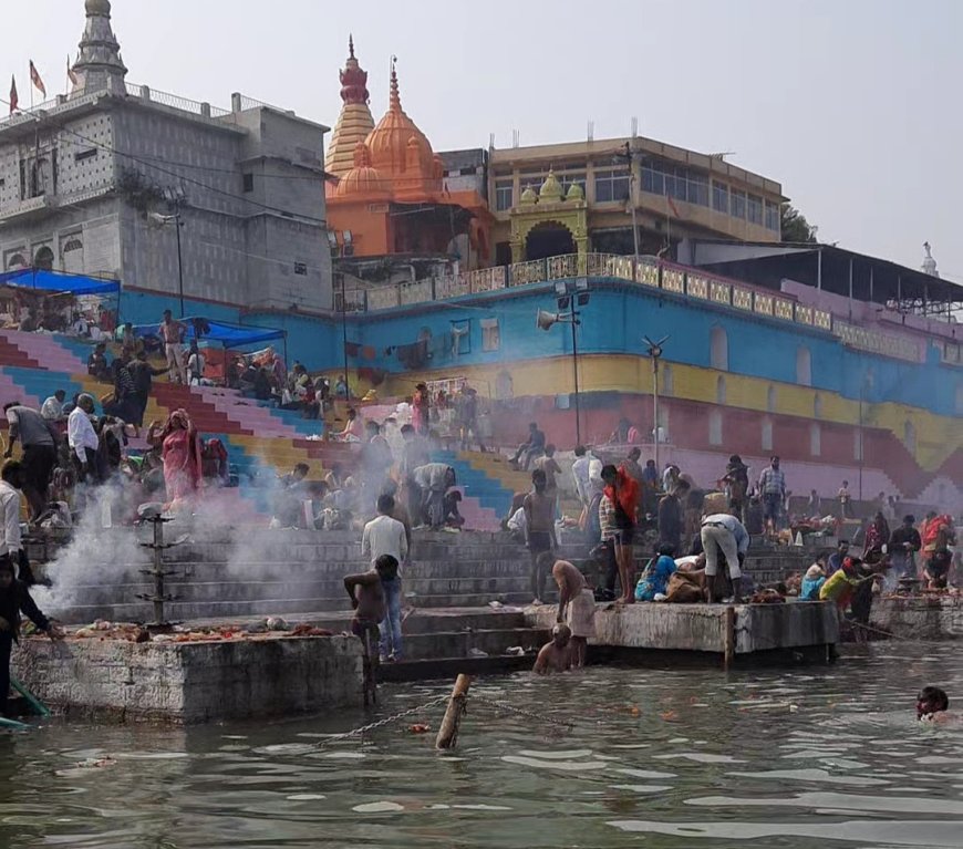मध्य प्रदेश: शनिचरी अमावस्या के दिन प्रमुख नदियों के घाटों पर दिखा भक्तों का जमावड़ा 