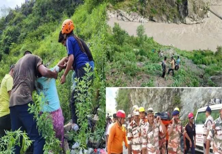 उत्तराखंड: रुद्रप्रयाग जिले में बड़ा सड़क हादसा, अलकनंदा नदी में गिरी टेंपो ट्रैवलर